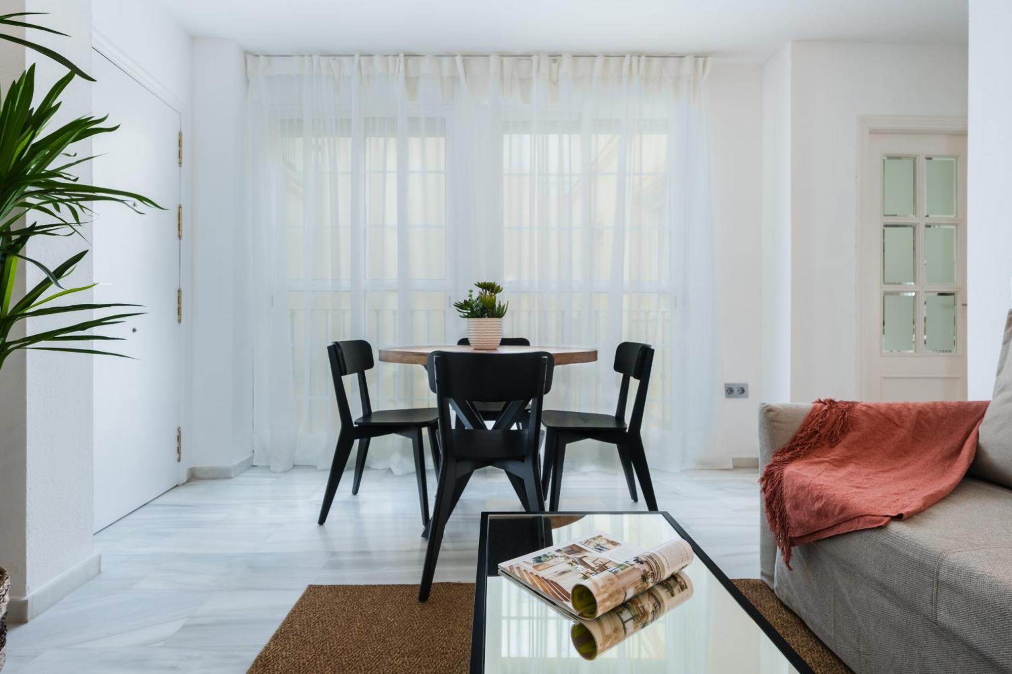 Avanti San Roman, Para Disfrutar Como Un Sevillano Mas ภายนอก รูปภาพ